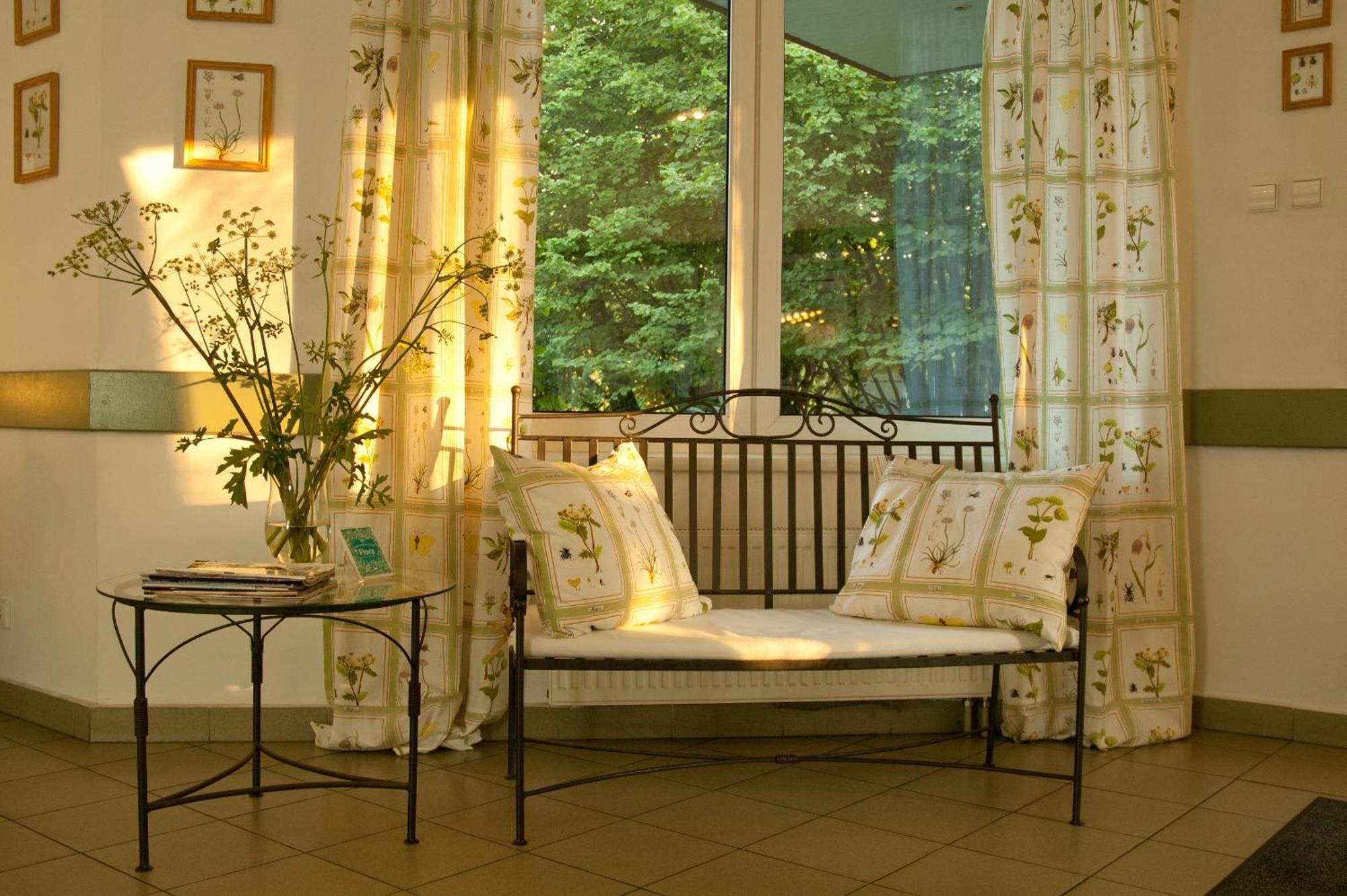 Hotel Flora Łódź Buitenkant foto